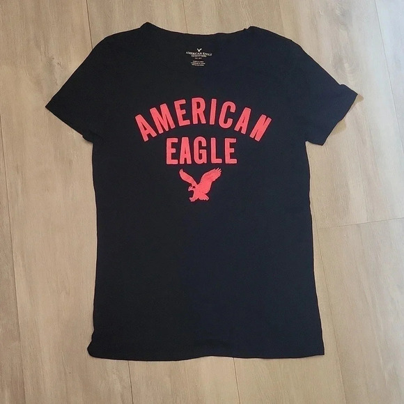 American Eagle‎ Black Short Sleeve Pink Logo Tee Womens Size M - Picture 1 of 3